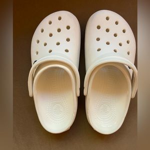 White Crocs size 7 womens